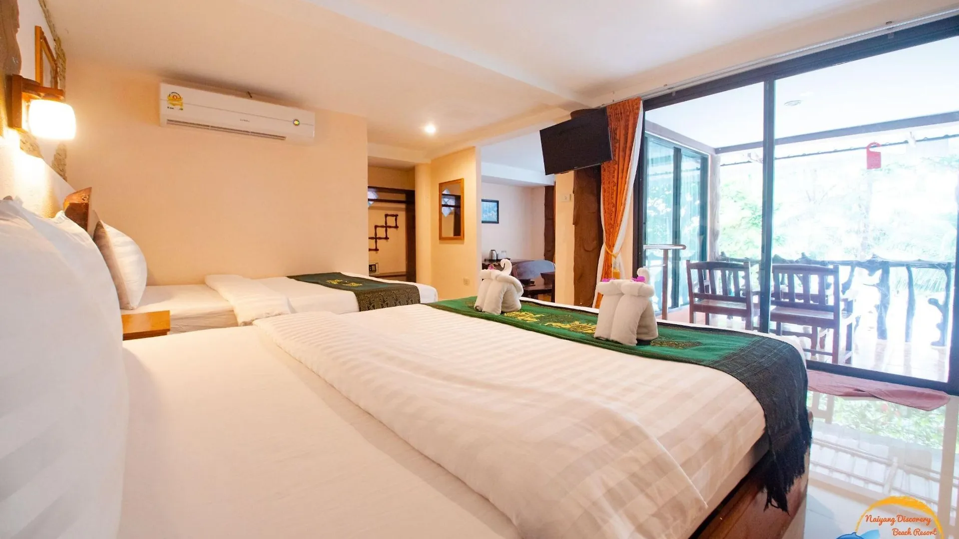 Naiyang Discovery Beach Resort Sha Nai Yang