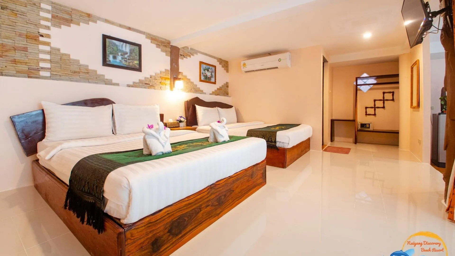 Naiyang Discovery Beach Resort Sha Nai Yang